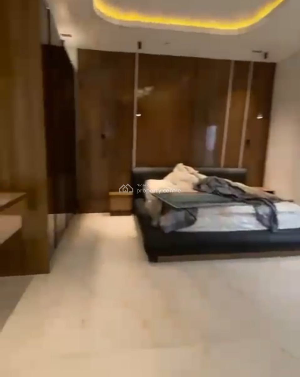 5 Bedroom Semi Detached House with Self Compound  with Roof Top Space,, Parkview, Ikoyi, Lagos, Semi-detached Duplex for Sale