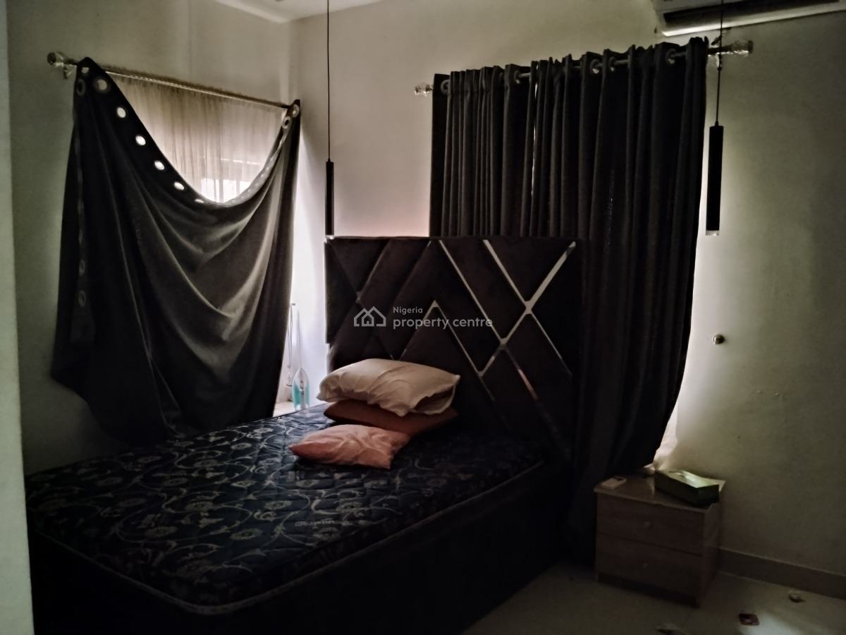 1 Bedroom Flat, Off Freedom Way, Lekki Phase 1, Lekki, Lagos, Mini Flat (room and Parlour) for Rent