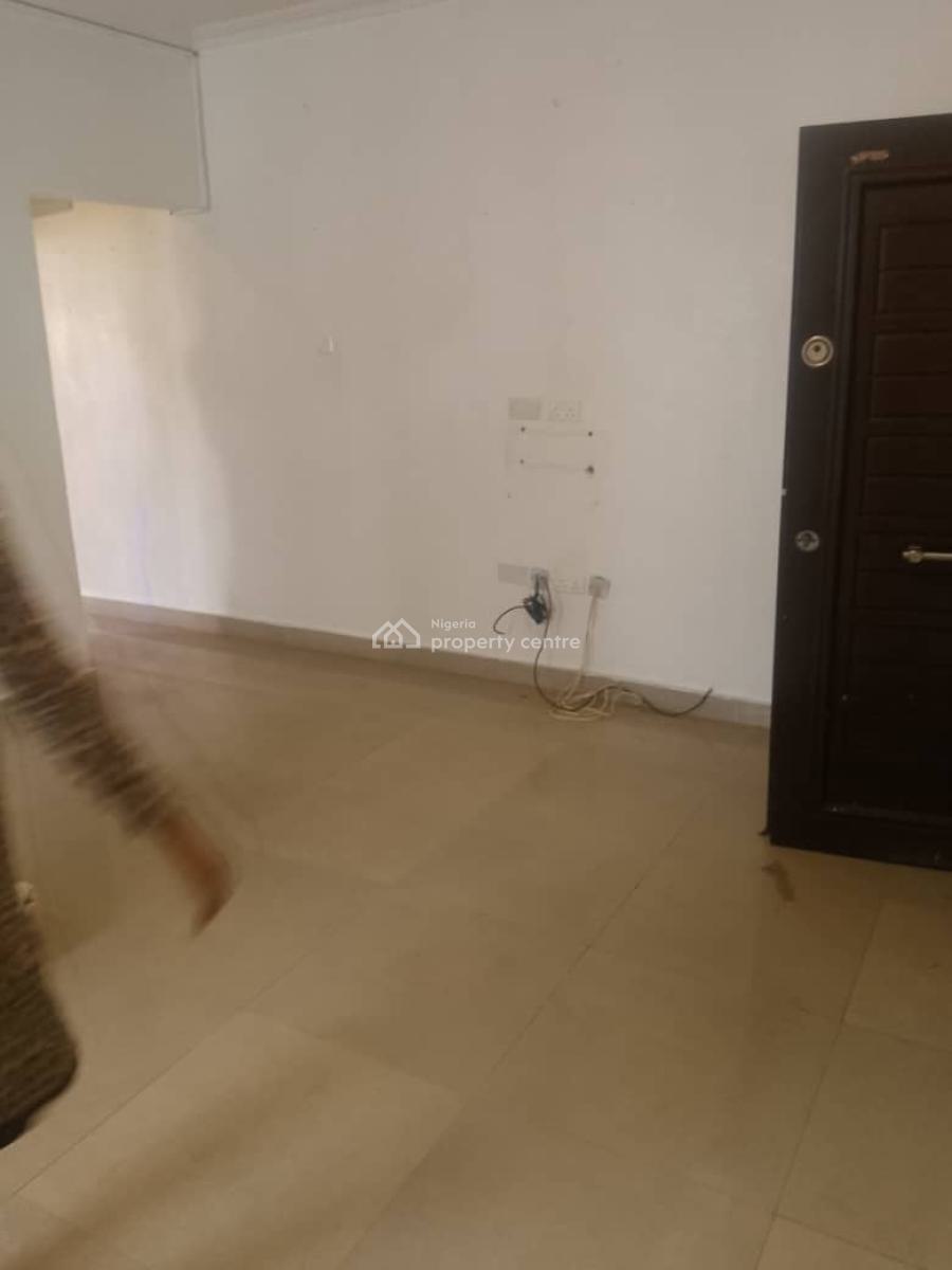 Spacious Serviced 1 Bedroom Apartment, By Pinnacle Fuel Station Lekki Right, Lekki Phase 1, Lekki, Lagos, Mini Flat (room and Parlour) for Rent