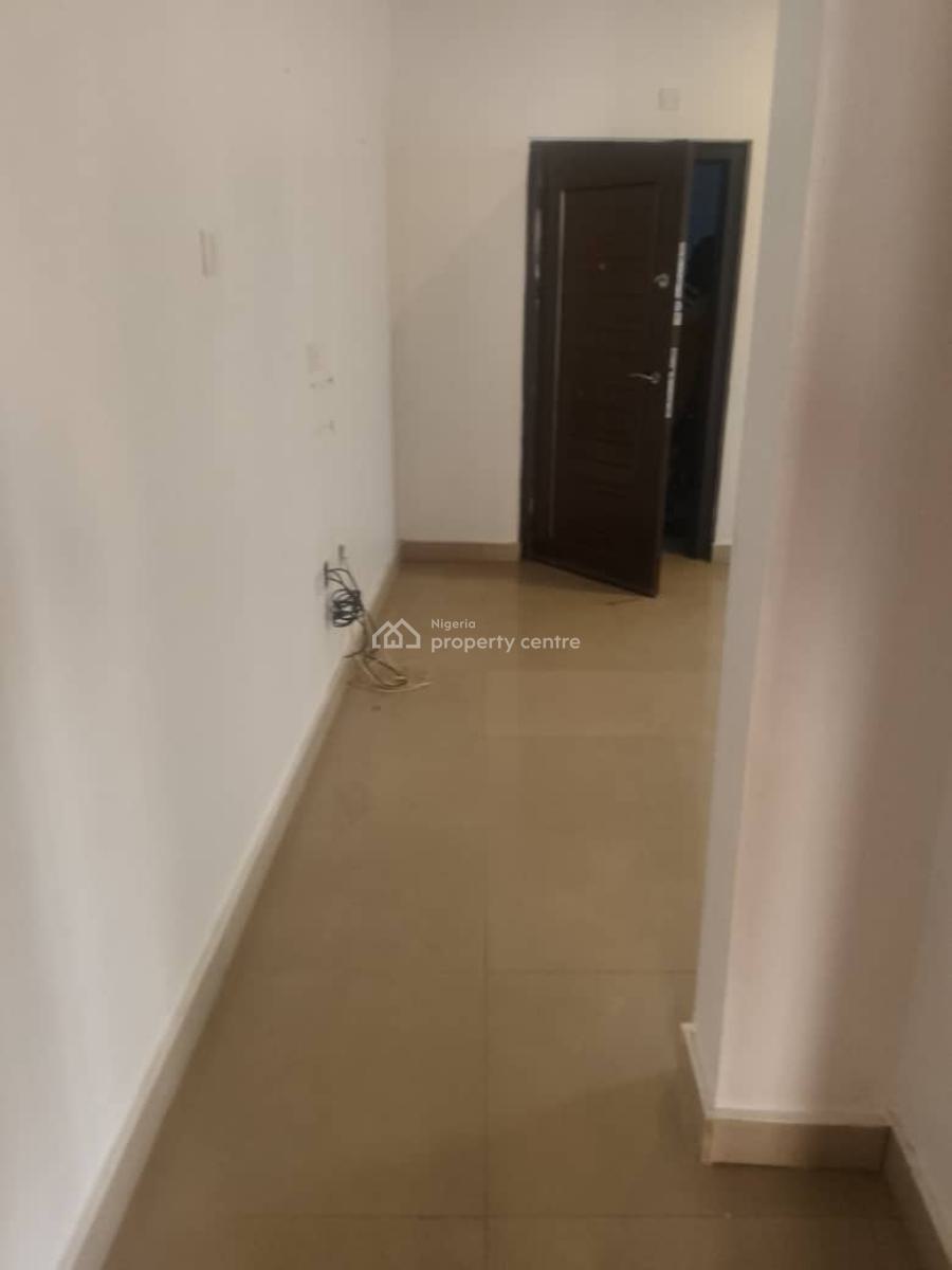 Spacious Serviced 1 Bedroom Apartment, By Pinnacle Fuel Station Lekki Right, Lekki Phase 1, Lekki, Lagos, Mini Flat (room and Parlour) for Rent