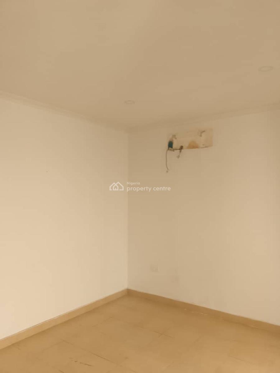 Spacious Serviced 1 Bedroom Apartment, By Pinnacle Fuel Station Lekki Right, Lekki Phase 1, Lekki, Lagos, Mini Flat (room and Parlour) for Rent