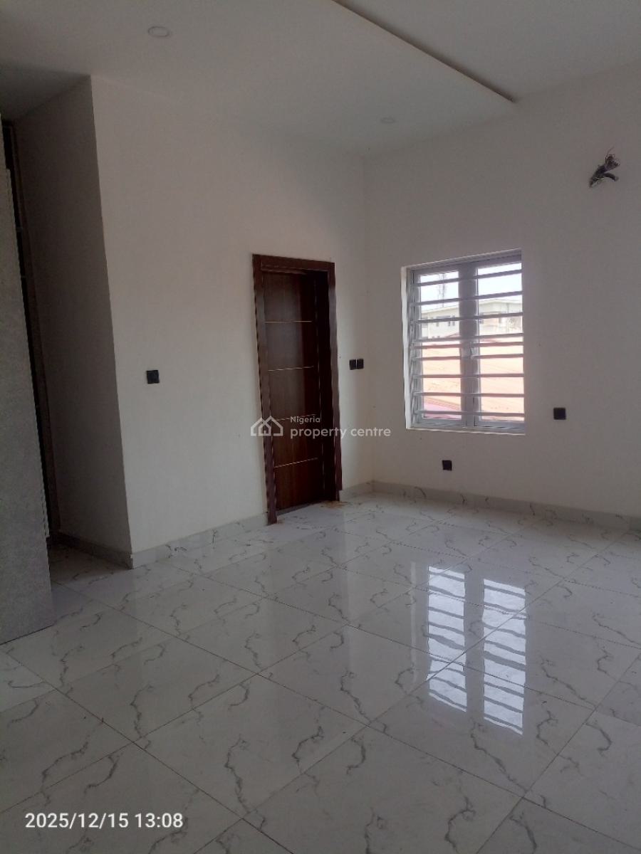 4 Bedroom Luxurious Terrace Serviced Duplex, Mobil Road, Ilaje, Ajah, Lagos, Terraced Duplex for Rent