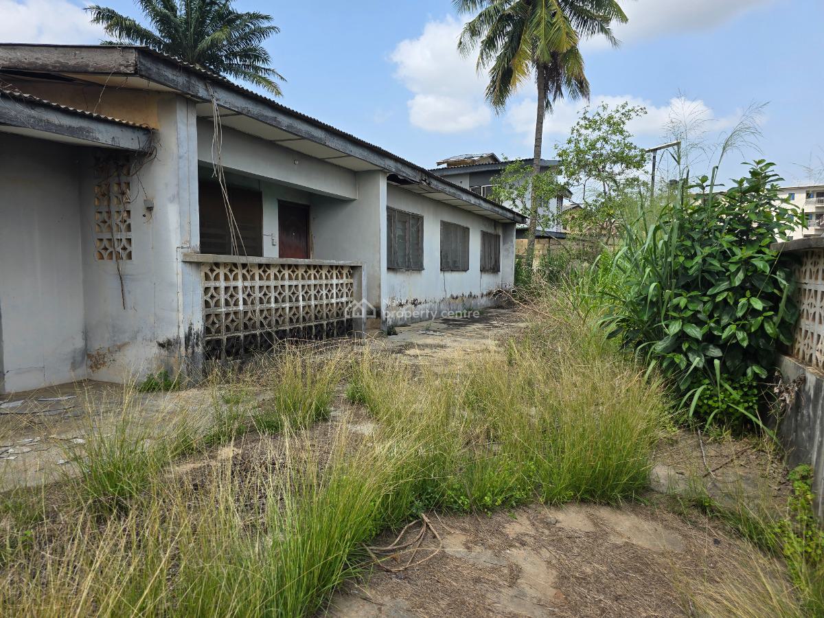 4 Bedrooms Bungalow on 745sqm, Old Bodija Estate., Ibadan, Oyo, Detached Bungalow for Sale
