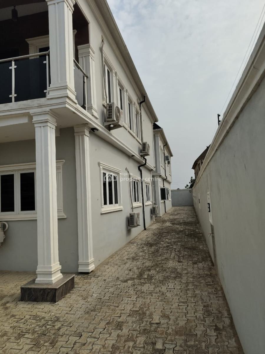 5 Bedroom Semi-detached and 2 Units of 3 Bedroom Flat., Spring View Estate, Ikorodu, Lagos, Semi-detached Duplex for Sale
