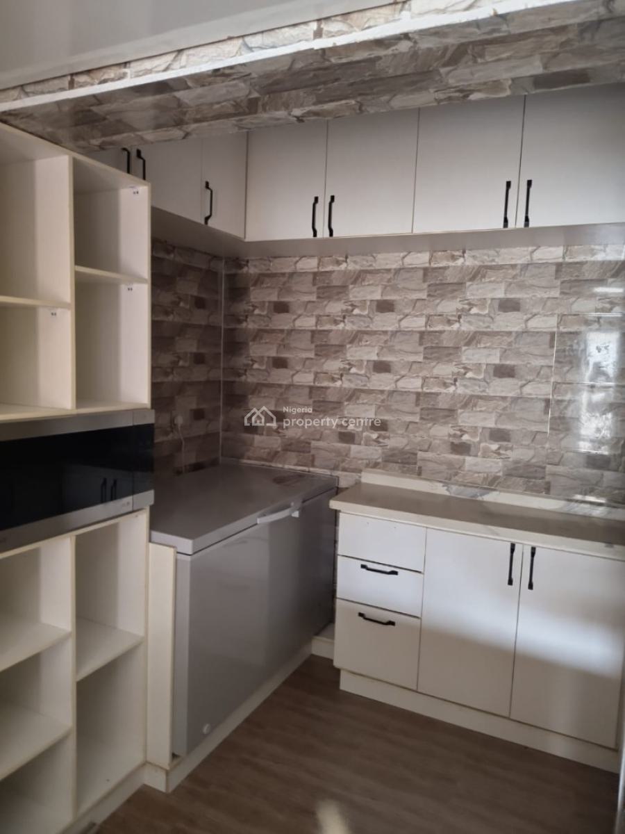 5 Bedroom Semi-detached and 2 Units of 3 Bedroom Flat., Spring View Estate, Ikorodu, Lagos, Semi-detached Duplex for Sale