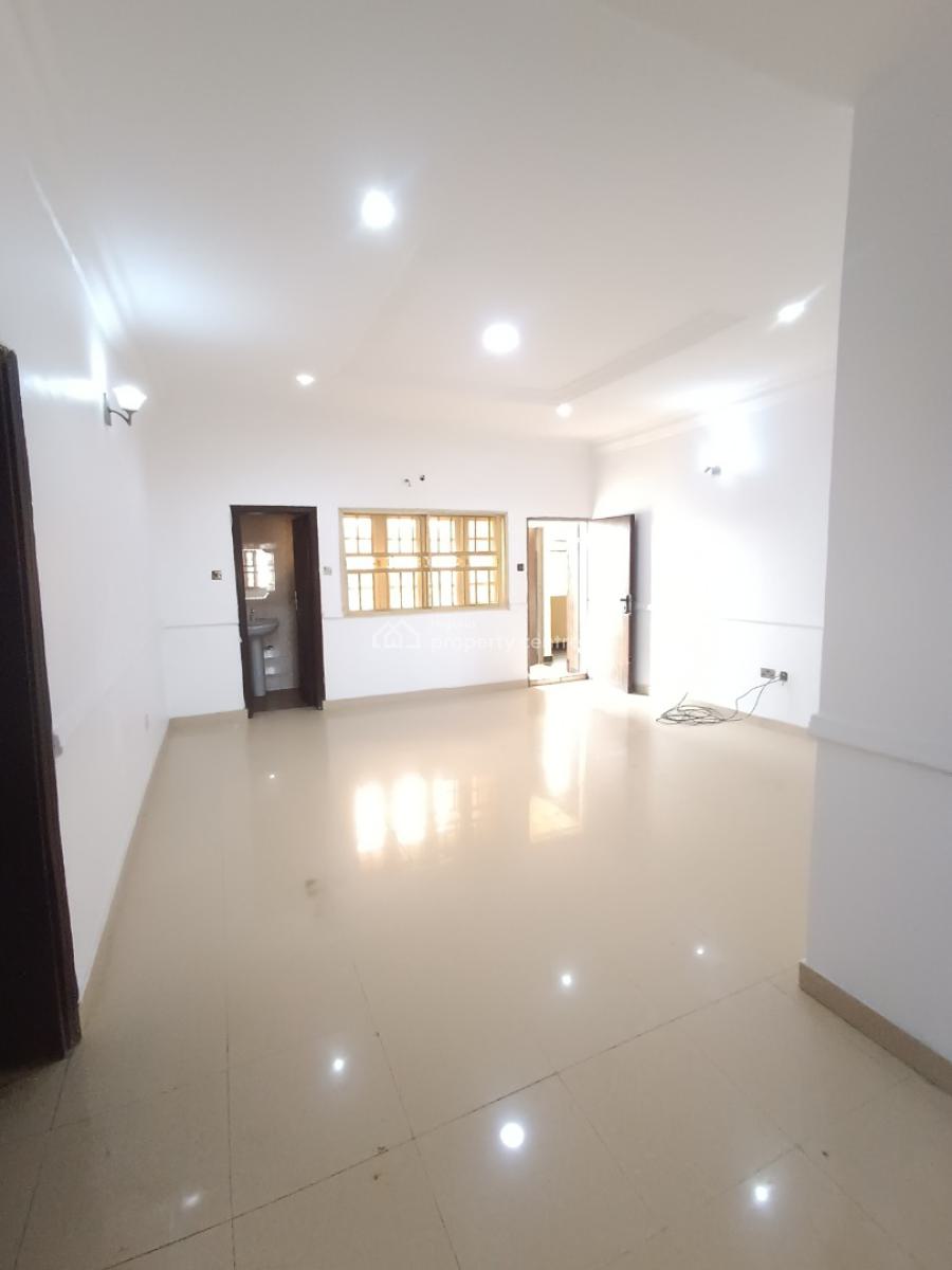 3 Bedroom Flat, Near Blenco, Ogidan, Sangotedo, Ajah, Lagos, Flat / Apartment for Rent