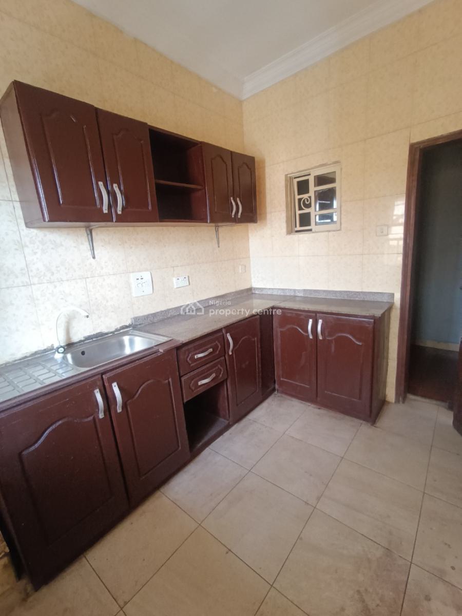 3 Bedroom Flat, Near Blenco, Ogidan, Sangotedo, Ajah, Lagos, Flat / Apartment for Rent