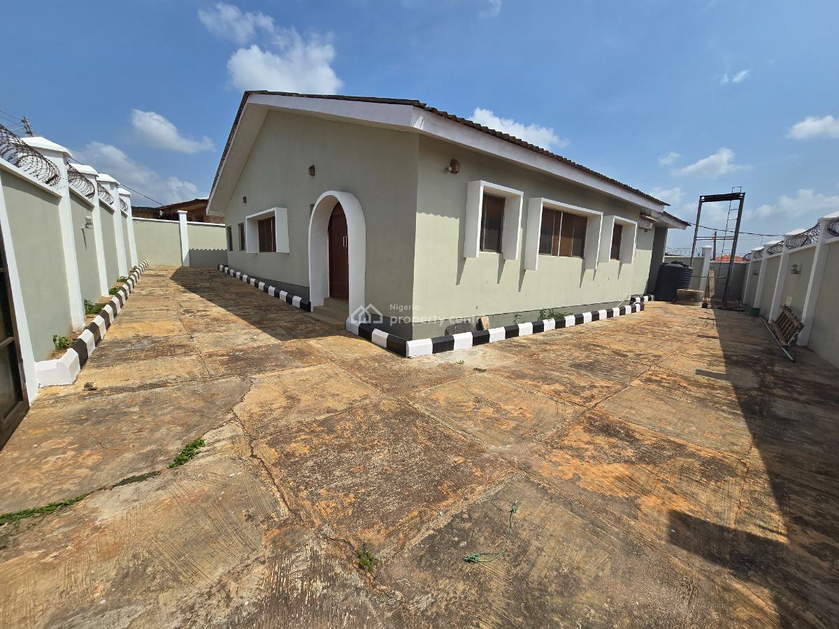 a Standard Bungalow, Unity ( Isokan) Estate, Akobo, Ibadan, Oyo, Detached Bungalow for Sale