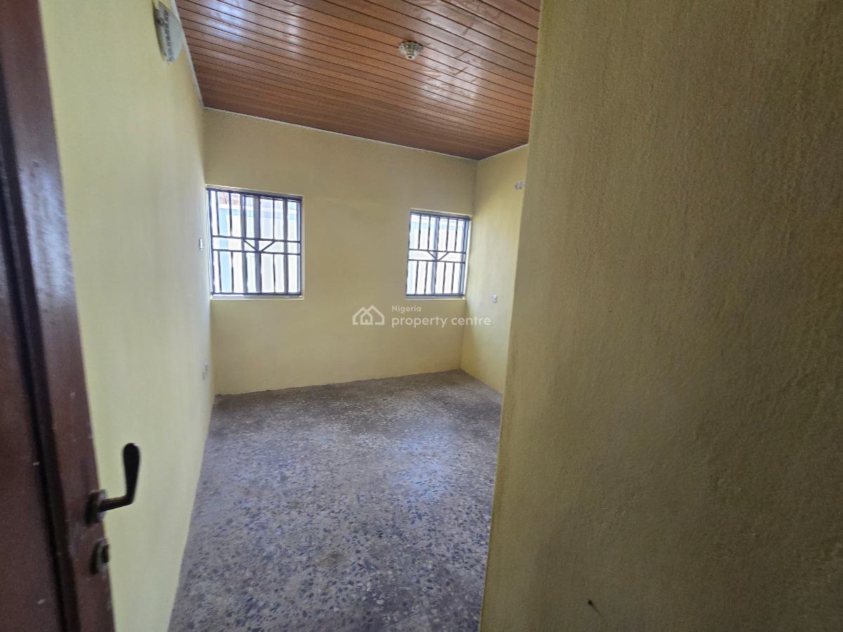 a Standard Bungalow, Unity ( Isokan) Estate, Akobo, Ibadan, Oyo, Detached Bungalow for Sale