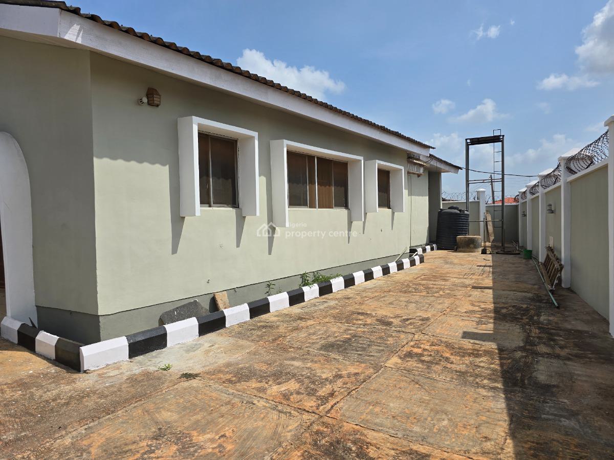 a Standard Bungalow, Unity ( Isokan) Estate, Akobo, Ibadan, Oyo, Detached Bungalow for Sale