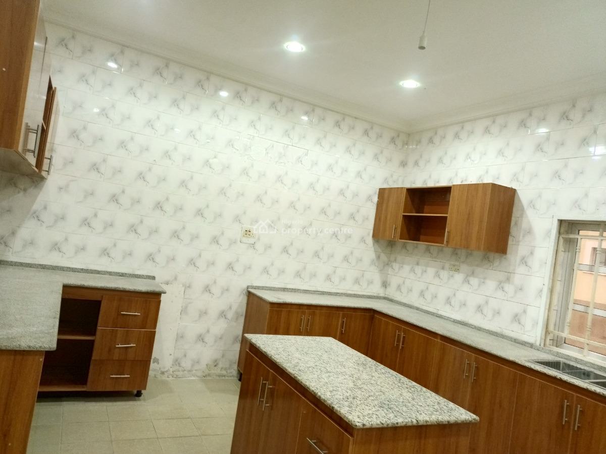 Cooperate Lease:  Office Space & Laboratory.   6 Bedrooms Fully Detach, By Katampe Extension, Katampe, Abuja, Detached Duplex for Rent