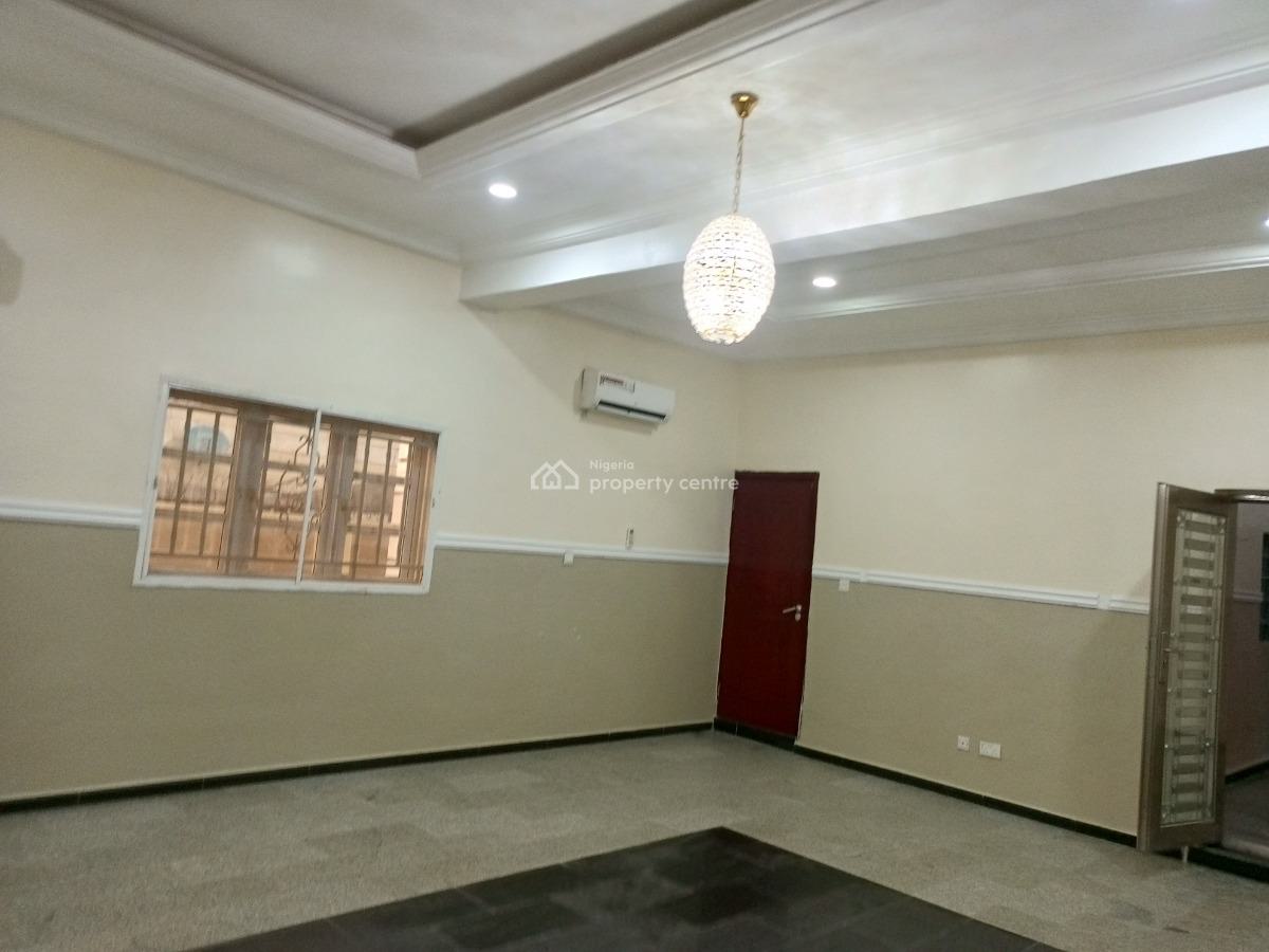 Cooperate Lease:  Office Space & Laboratory.   6 Bedrooms Fully Detach, By Katampe Extension, Katampe, Abuja, Detached Duplex for Rent
