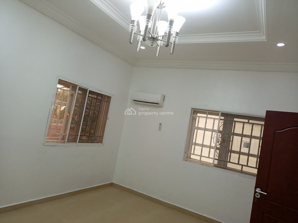 Cooperate Lease:  Office Space & Laboratory.   6 Bedrooms Fully Detach, By Katampe Extension, Katampe, Abuja, Detached Duplex for Rent