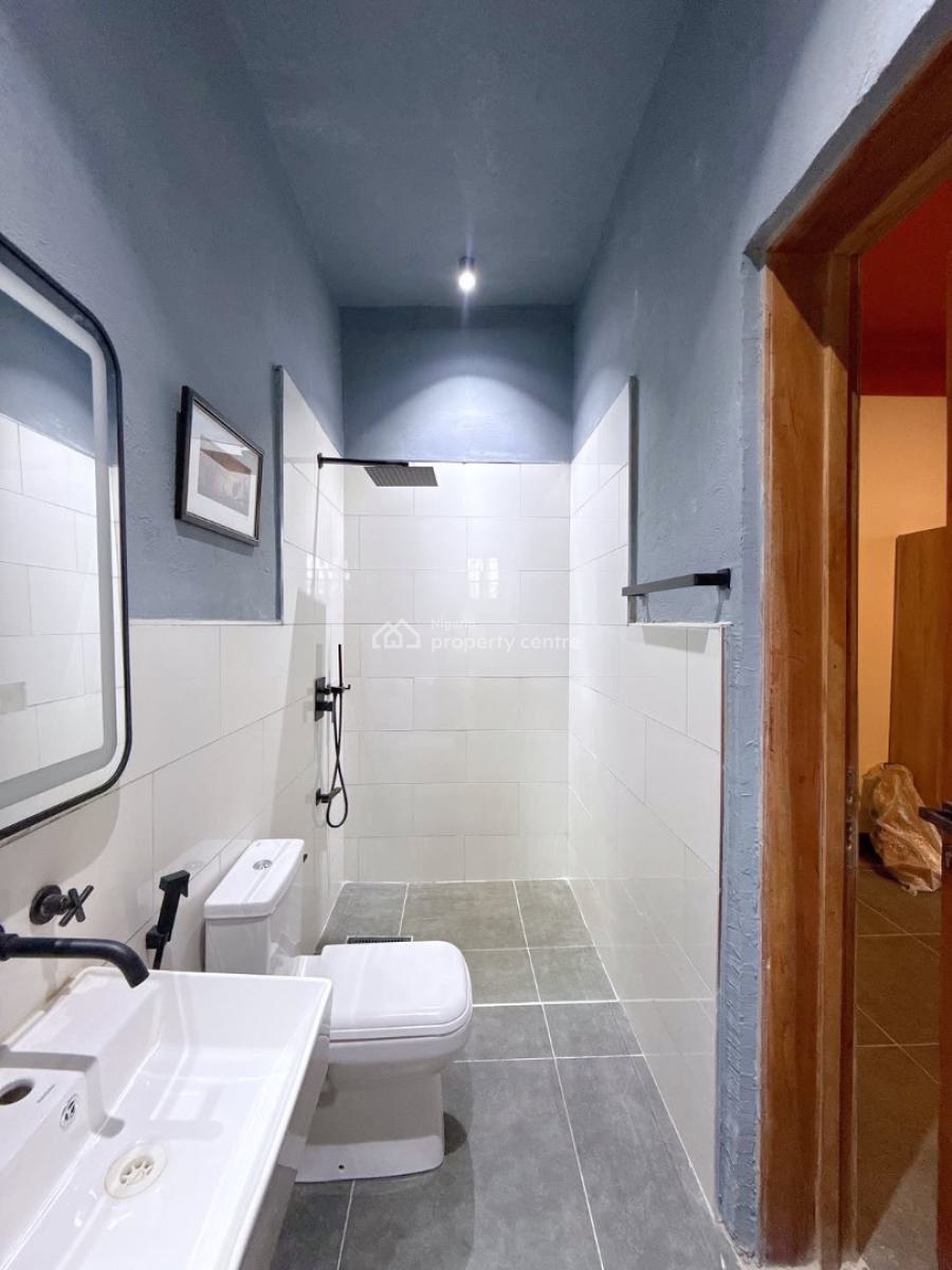 Furnished 3 Bedroom Apartment with Bq, Off Freedom Way, Lekki Phase 1, Lekki, Lagos, Block of Flats for Sale