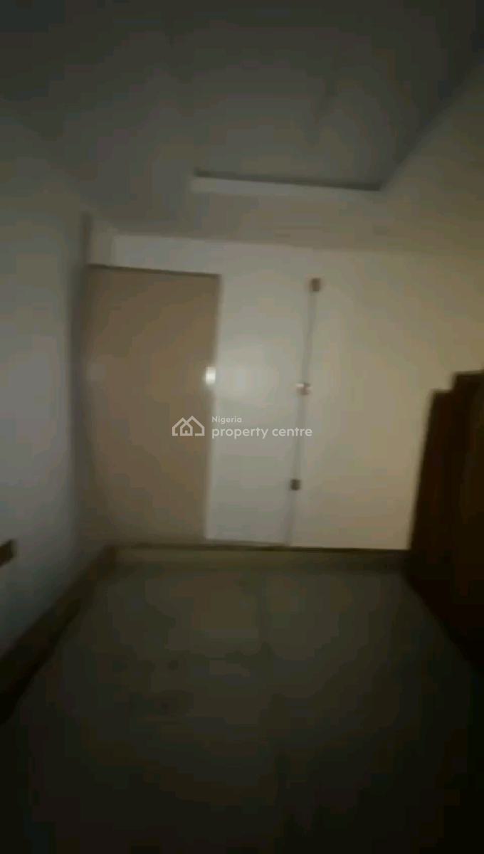 a Standard 1bedroom Apartment, Awofodu Street, Pedro Road, Gbagada, Lagos, Mini Flat (room and Parlour) for Rent