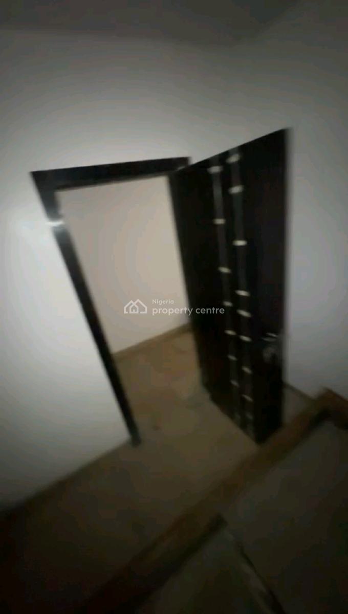 a Standard 1bedroom Apartment, Awofodu Street, Pedro Road, Gbagada, Lagos, Mini Flat (room and Parlour) for Rent