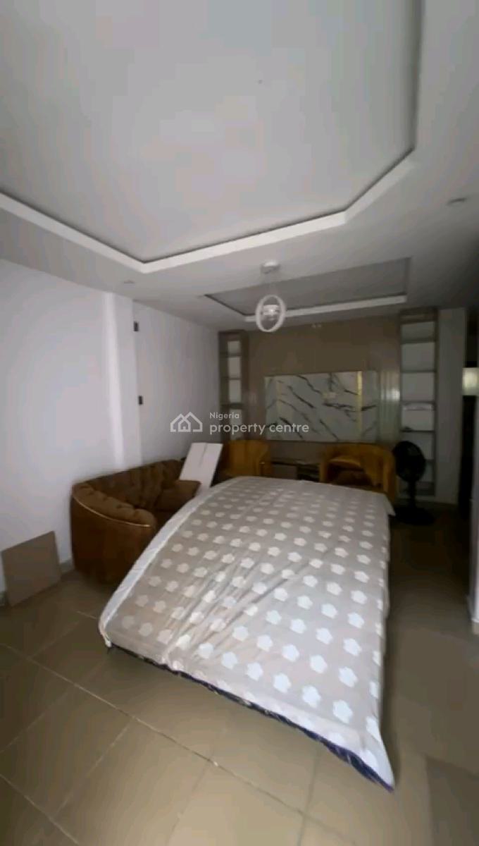 a Standard 1bedroom Apartment, Awofodu Street, Pedro Road, Gbagada, Lagos, Mini Flat (room and Parlour) for Rent