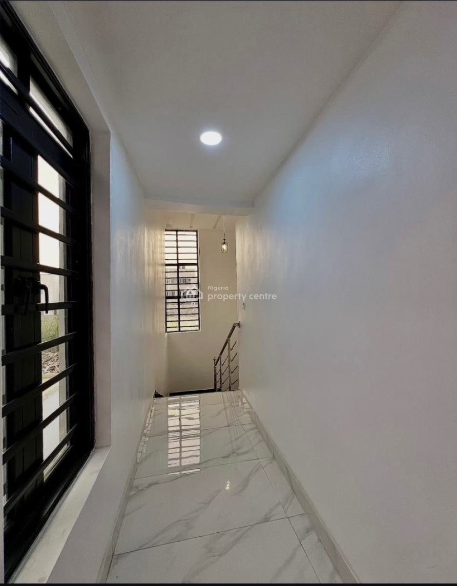 4. Bedroom Spacious Semi Detached Duplex, Chevron, Lekki, Lagos, Semi-detached Duplex for Sale