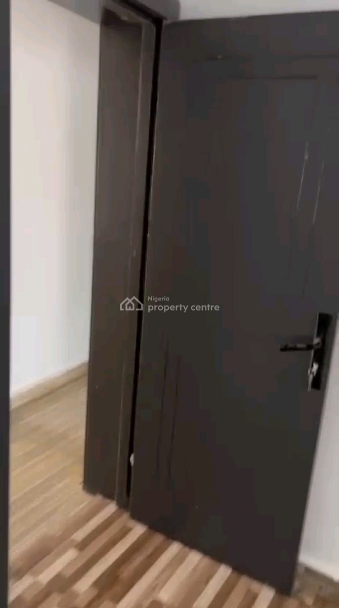 3 Bedroom Apartment, Isaac John, Fadeyi, Shomolu, Lagos, Flat / Apartment for Rent