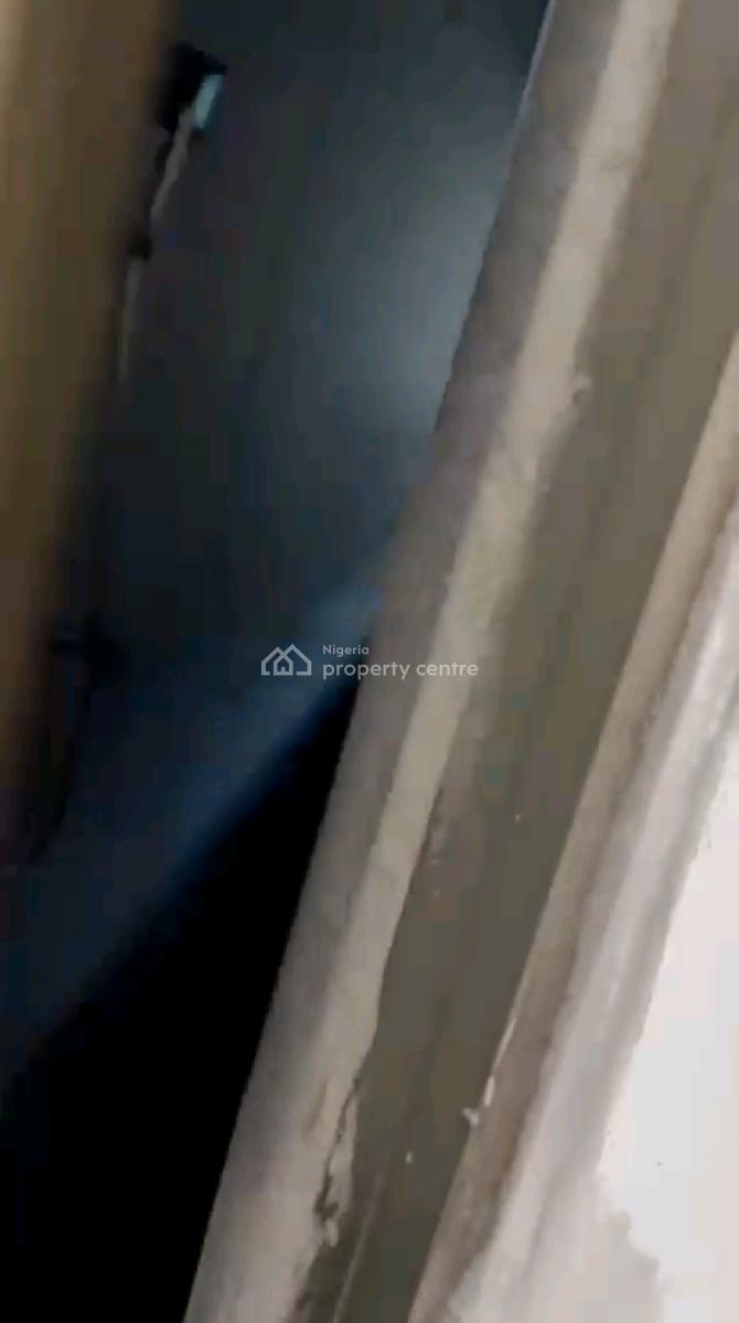 3 Bedroom Apartment, Isaac John, Fadeyi, Shomolu, Lagos, Flat / Apartment for Rent