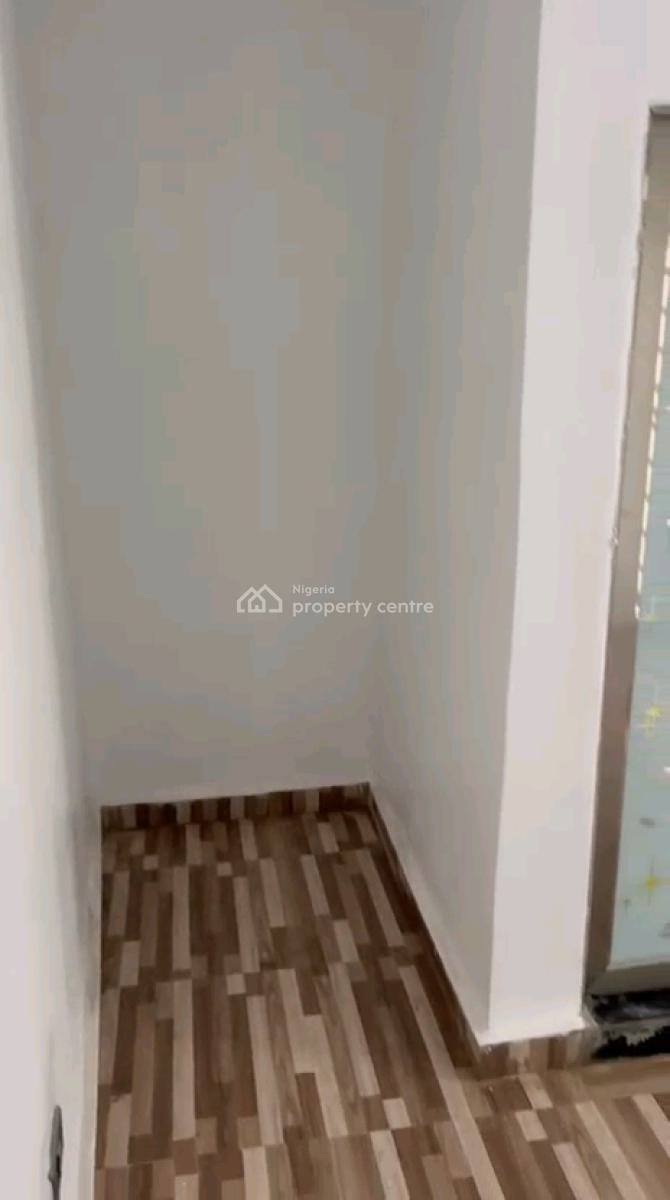 3 Bedroom Apartment, Isaac John, Fadeyi, Shomolu, Lagos, Flat / Apartment for Rent