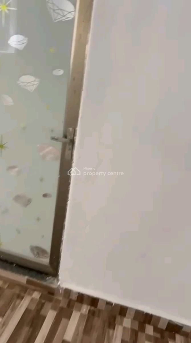 3 Bedroom Apartment, Isaac John, Fadeyi, Shomolu, Lagos, Flat / Apartment for Rent