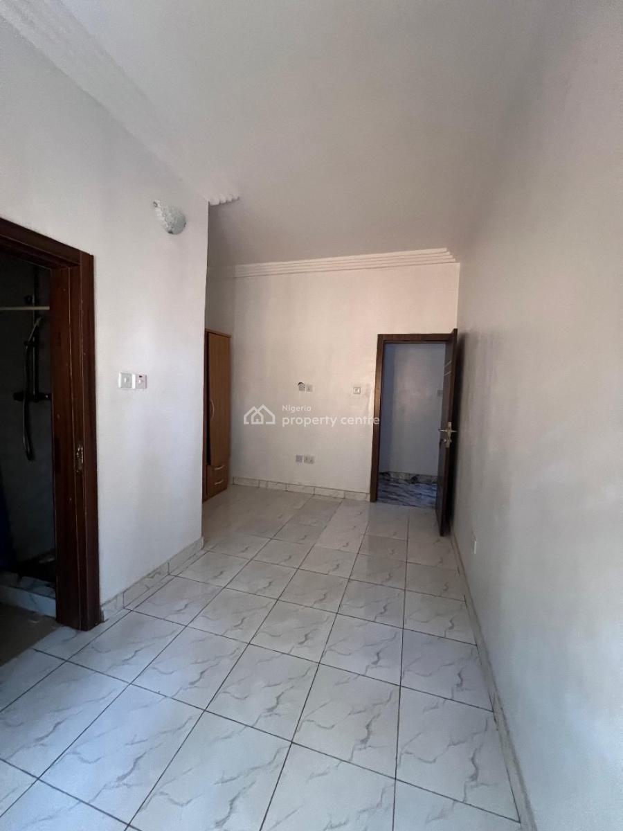 Self Serviced 3 Bedroom Apartment (ground Floor), Lekki Phase 1, Lekki, Lagos, Flat / Apartment for Rent