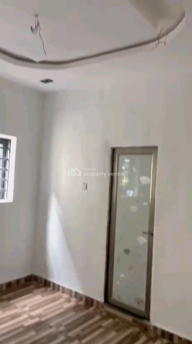 3 Bedroom Apartment, Isaac John, Fadeyi, Shomolu, Lagos, Flat / Apartment for Rent