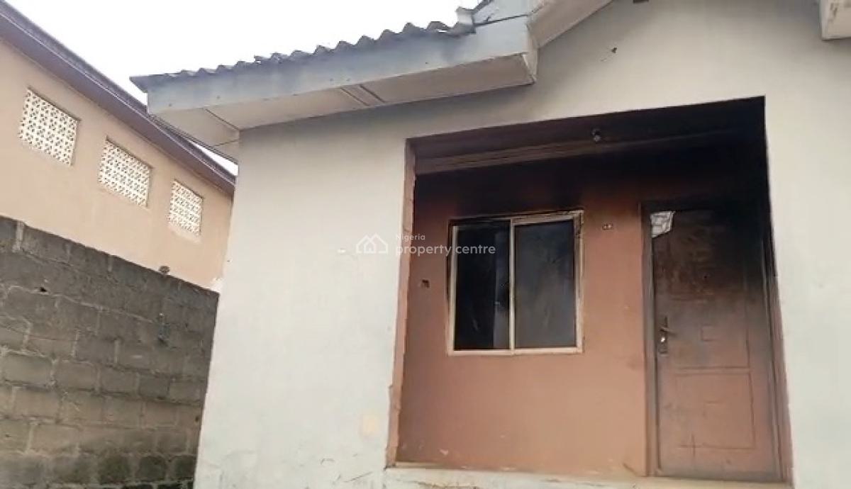 5 Bedroom Blocks of Flats, Omitoro, Ikorodu, Lagos, Block of Flats for Sale