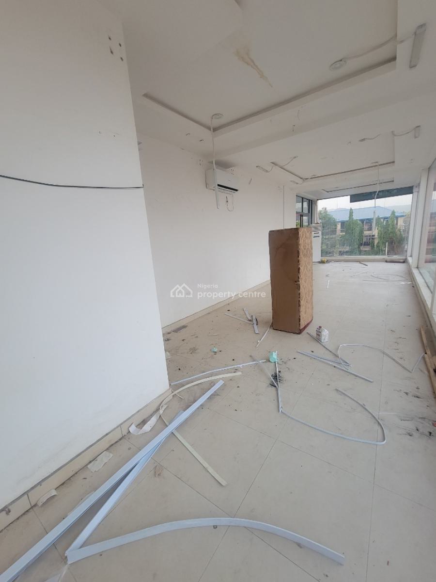 Sharp 39sqm Shop/office Space, Gwarinpa, Abuja, Plaza / Complex / Mall for Rent