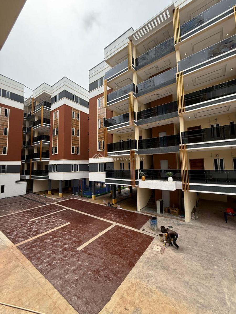 2 Bedroom Apartment, Fitted Kitchen, Water Heater, Gym, Pool, Mini Mart, Elevator, Lekki Phase 1, Lekki, Lagos, Block of Flats for Sale