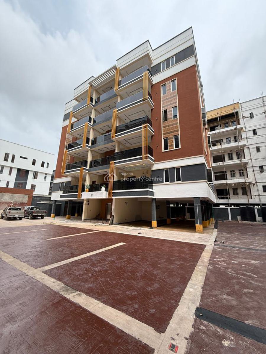 2 Bedroom Apartment, Fitted Kitchen, Water Heater, Gym, Pool, Mini Mart, Elevator, Lekki Phase 1, Lekki, Lagos, Block of Flats for Sale