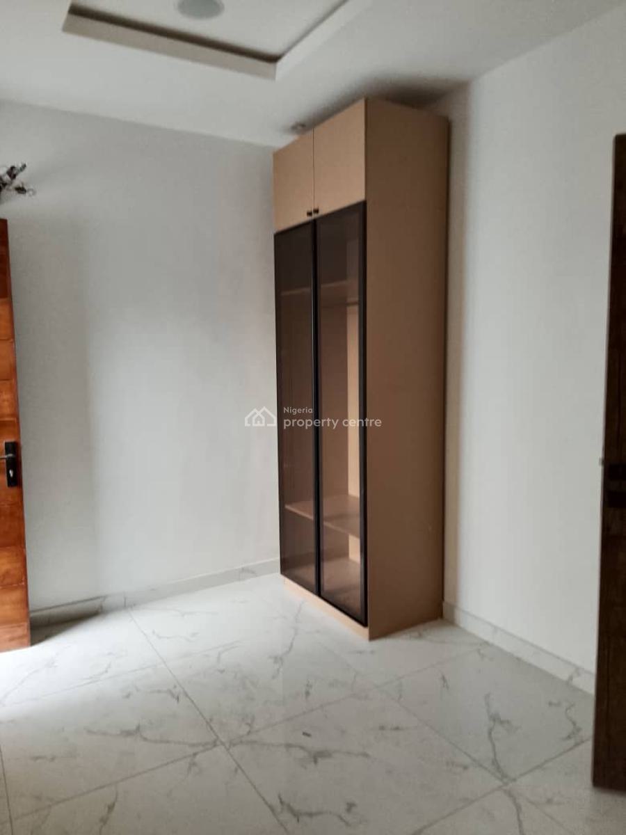 Exquisitely Built 4 Bedroom Duplex, Semi Detached, Gra Phase 1, Magodo, Lagos, Semi-detached Duplex for Sale