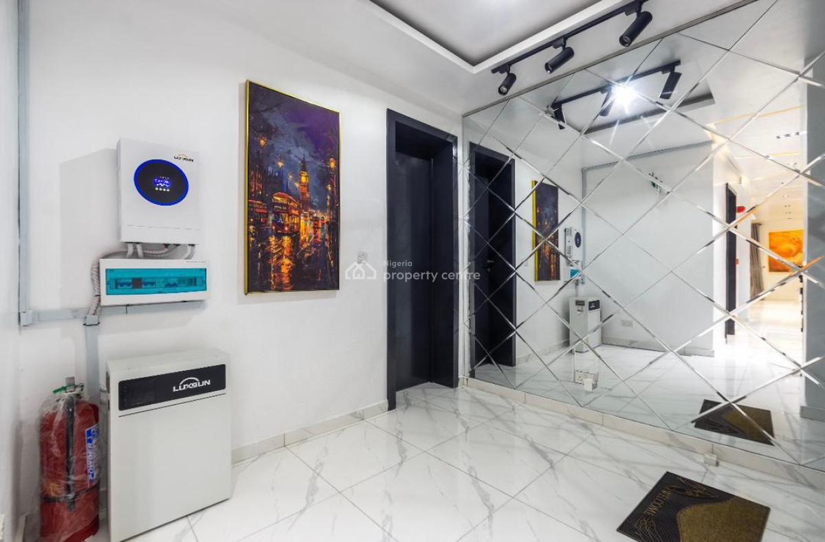 Brand New Water-front 2 Bedrooms, Lekki, Lagos, Flat / Apartment Short Let