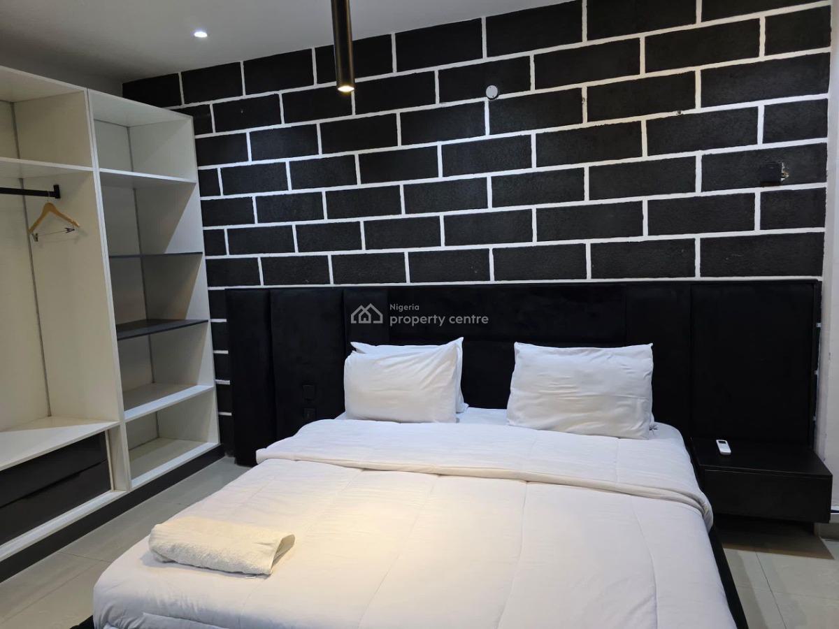 Waterfront 3 Bedroom Apartment, Lekki, Lekki Phase 1, Lekki, Lagos, Mini Flat (room and Parlour) Short Let