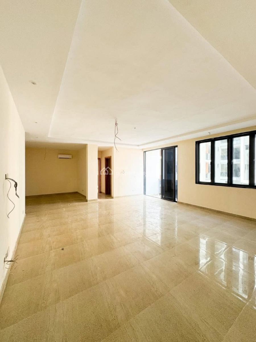 Massive 3 Bedroom Apartment, Lekki Phase 1, Lekki, Lagos, Flat / Apartment for Rent