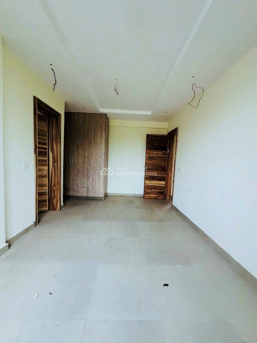 Massive 3 Bedroom Apartment, Lekki Phase 1, Lekki, Lagos, Flat / Apartment for Rent