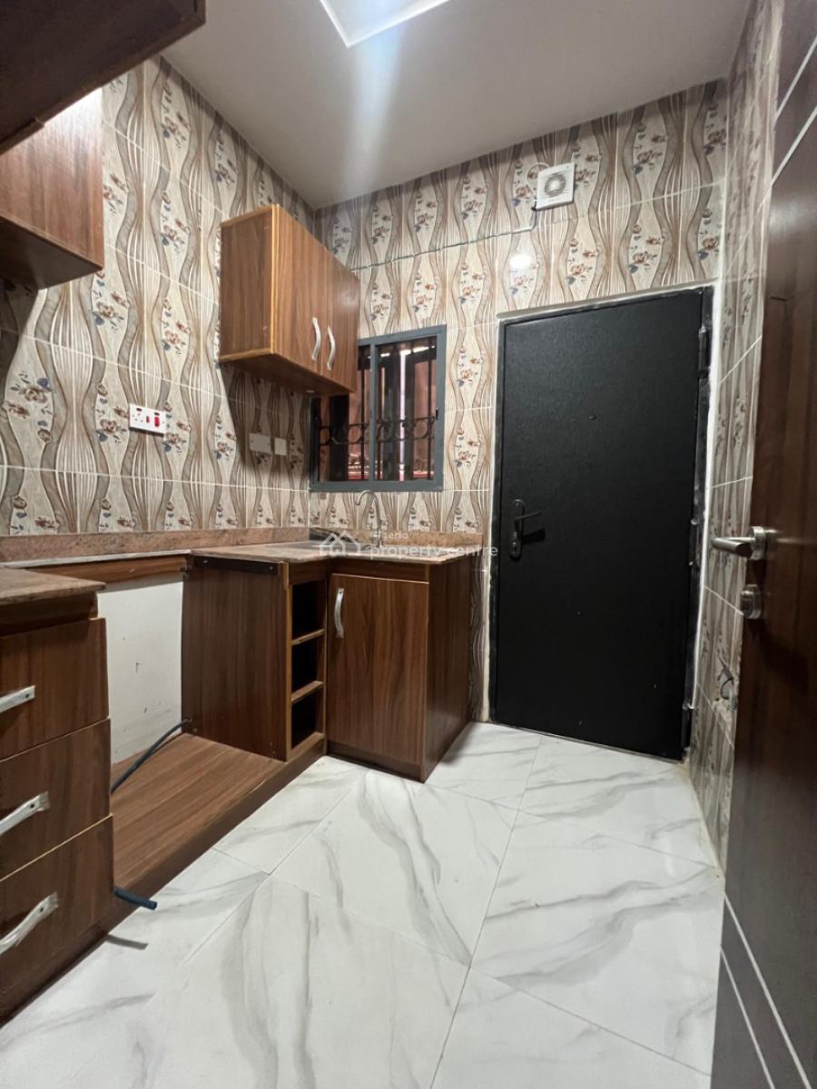 Self Serviced 3 Bedroom Apartment, Off Admiralty Way, Lekki Phase 1, Lekki, Lagos, Flat / Apartment for Rent