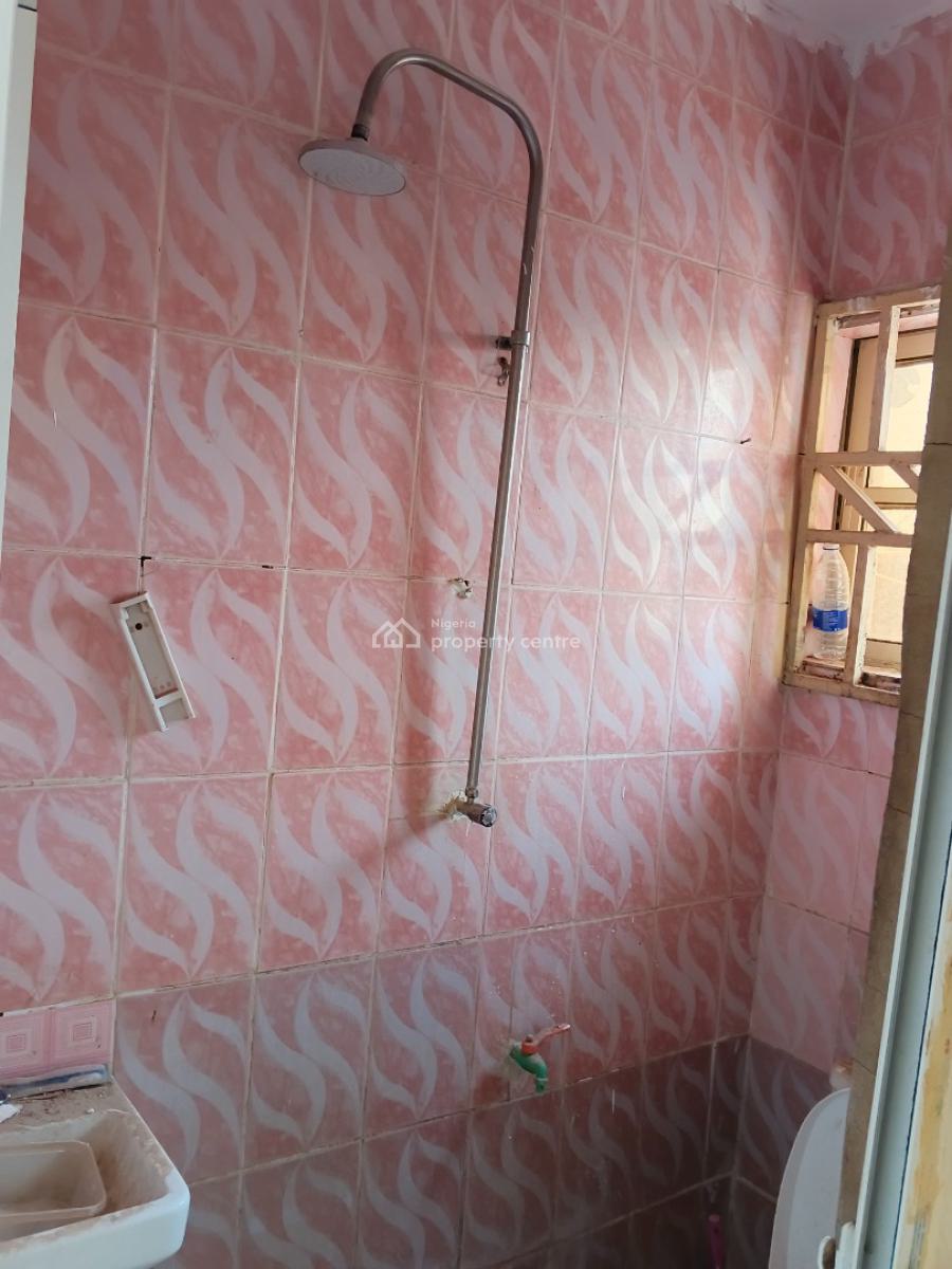 Beautiful 2 Bedroom, Dawaki, Gwarinpa, Abuja, Flat / Apartment for Rent