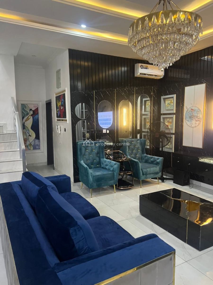 Luxury 4 Bedroom Fully Detached Duplex with Ps5, and Self Compound., Lekki, Lagos, Flat / Apartment Short Let