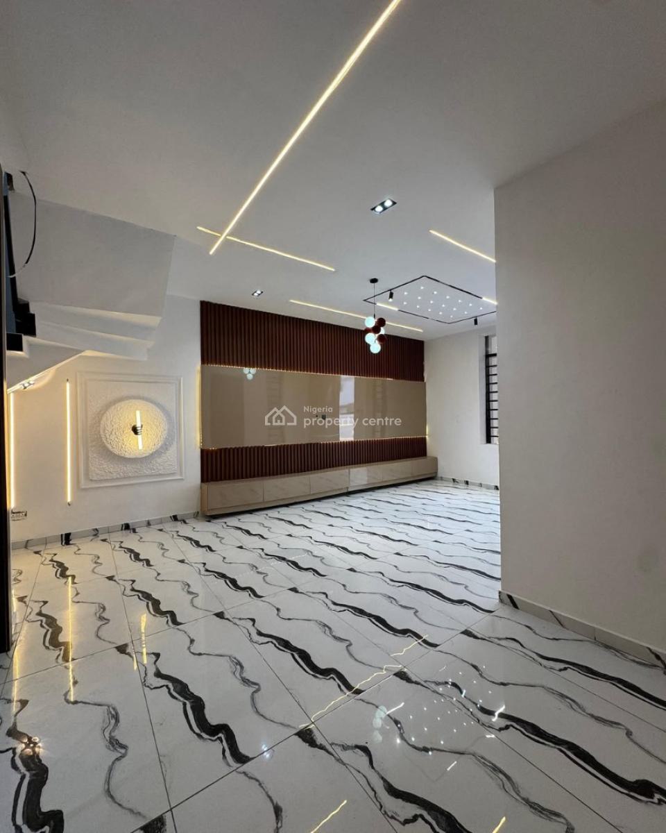 4 Bedroom Semi-detached House, Ikota, Lekki, Lagos, Semi-detached Duplex for Sale