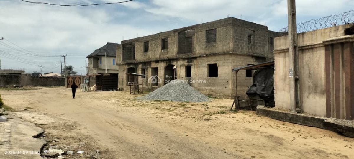 Uncompleted 4-unit 2-bedroom Flats + 4 Room & Parlour Units, Awoyaya, Ibeju Lekki, Lagos, Flat / Apartment for Sale