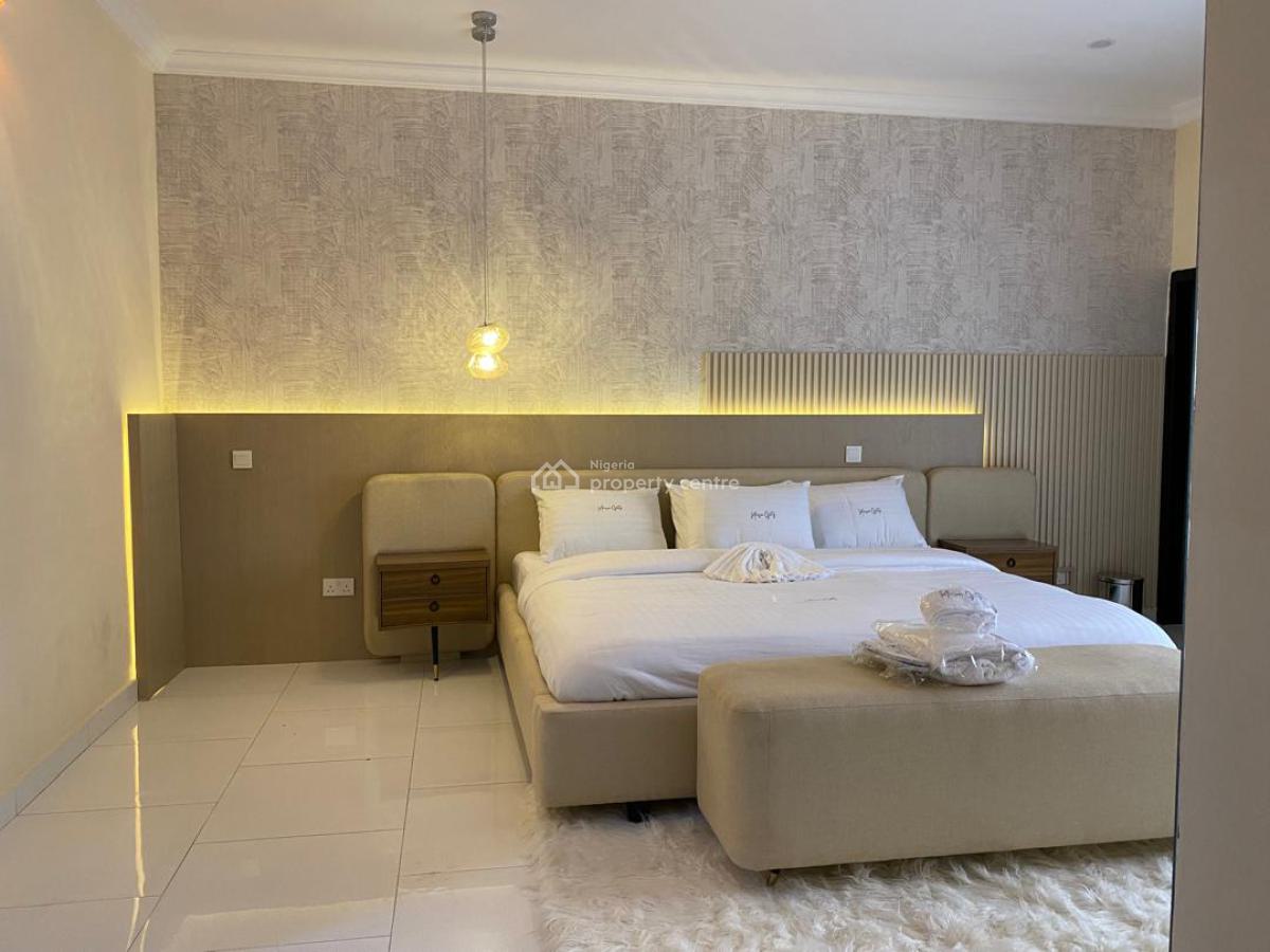 Luxury 4 Bedroom Apartment with Ps5, Swimming Pool Available., Victoria Island (vi), Lagos, Flat / Apartment Short Let