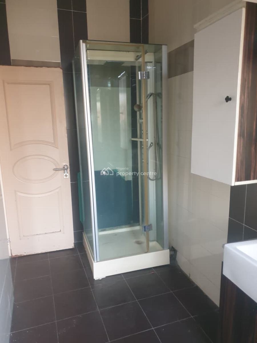 Luxury 3bedroom Self Compound at Magodo Phase 2 Gra, Gra Phase 2, Magodo, Lagos, Flat / Apartment for Rent