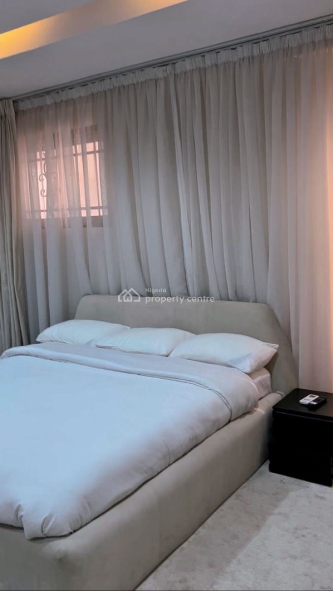 Two Bedrooms Maisonette, Lekki Phase 1, Lekki, Lagos, Flat / Apartment Short Let