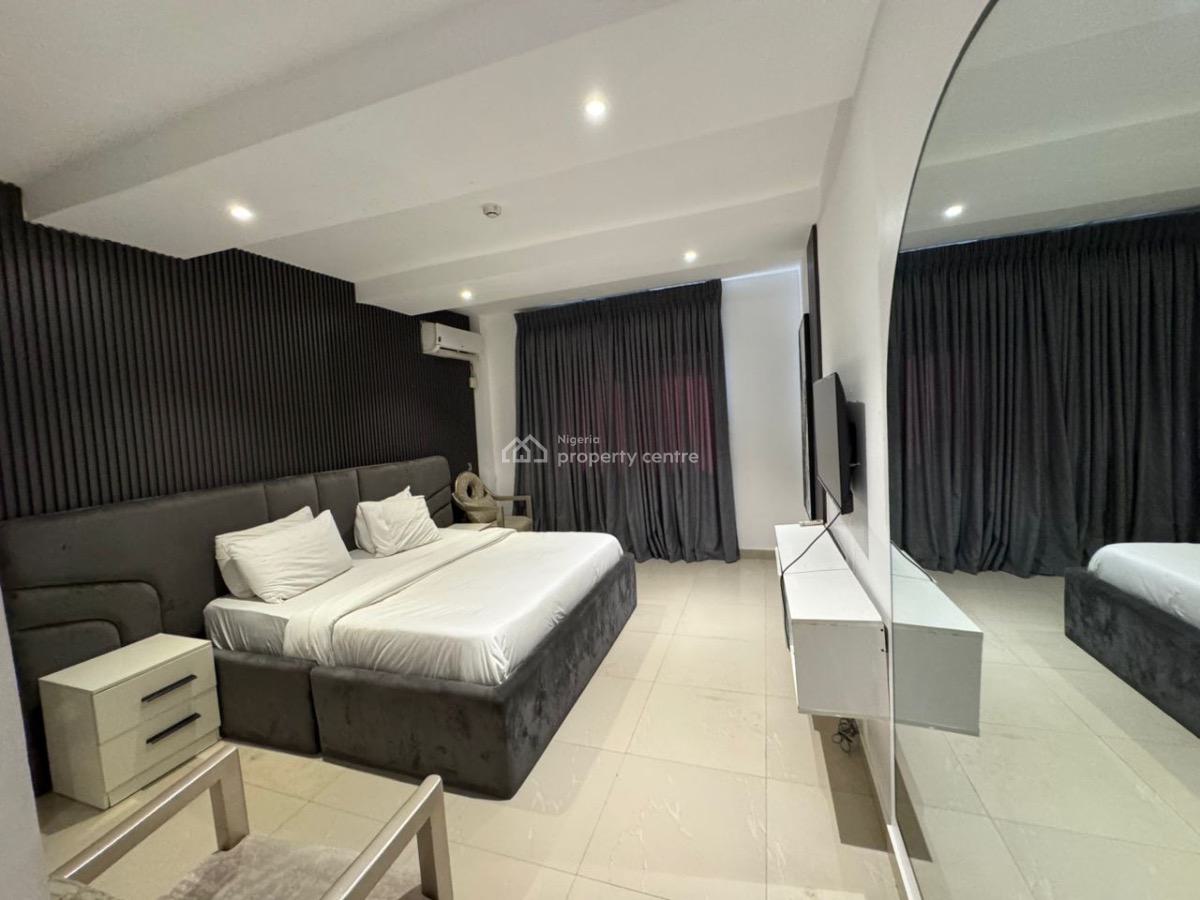 Luxury 3 Bedroom Apartment, Off Admiralty Road, Lekki Phase 1, Lekki, Lagos, Flat / Apartment for Sale