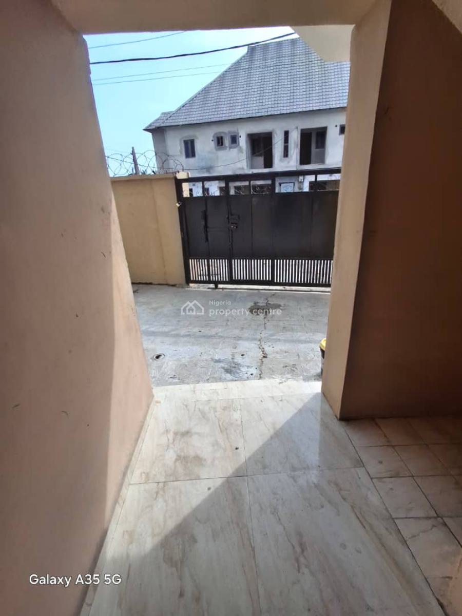 Lovely 2bedroom Apartment in a Serene Location, Ogombo, Ajah, Lagos, Flat / Apartment for Rent