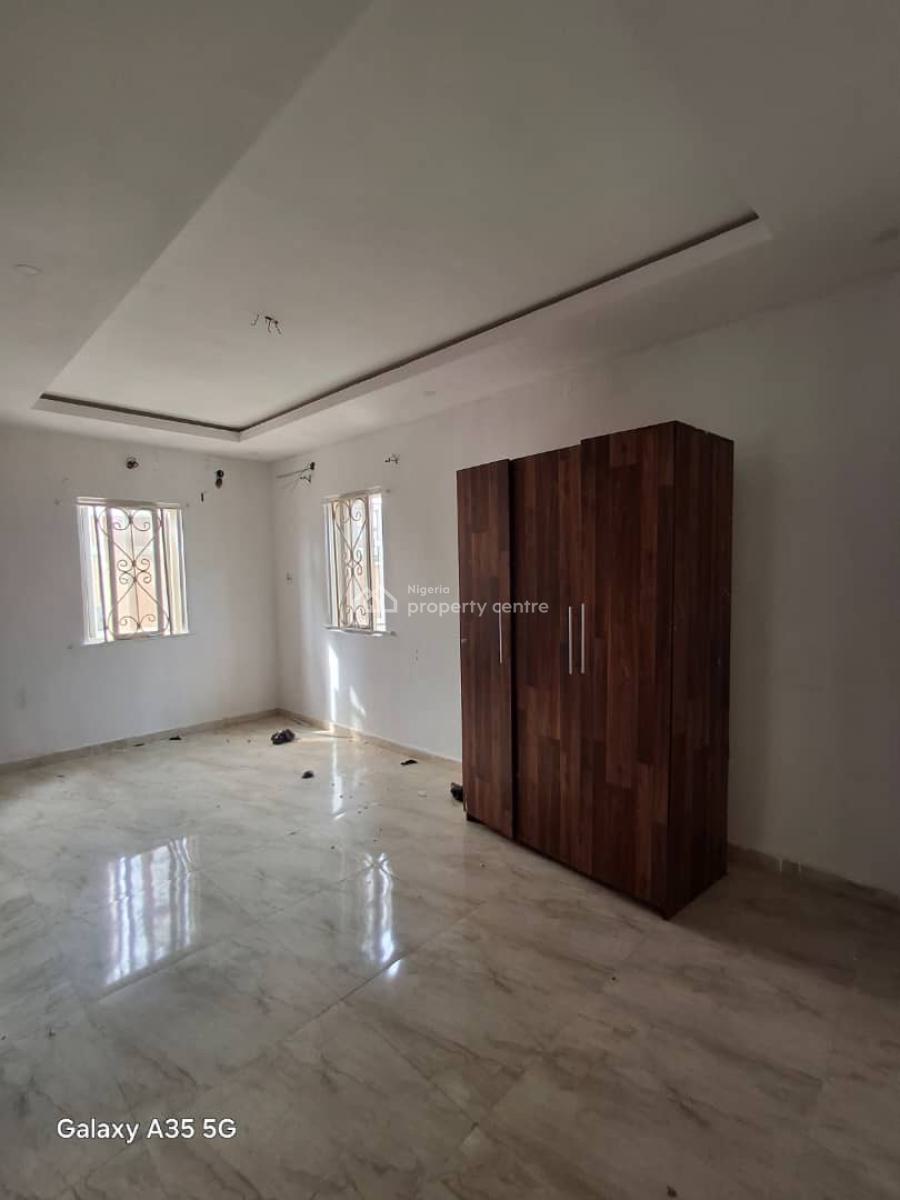 Lovely 2bedroom Apartment in a Serene Location, Ogombo, Ajah, Lagos, Flat / Apartment for Rent
