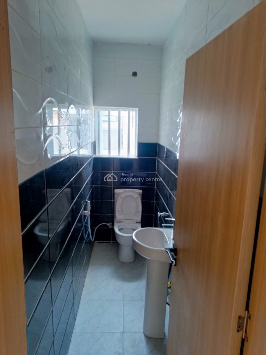 Brand New Luxury 2 Bedrooms Flat, Atlantic View Estate, Alpha Beach Road, New-road Bustop, Igbo Efon, Lekki, Lagos, Flat / Apartment for Sale