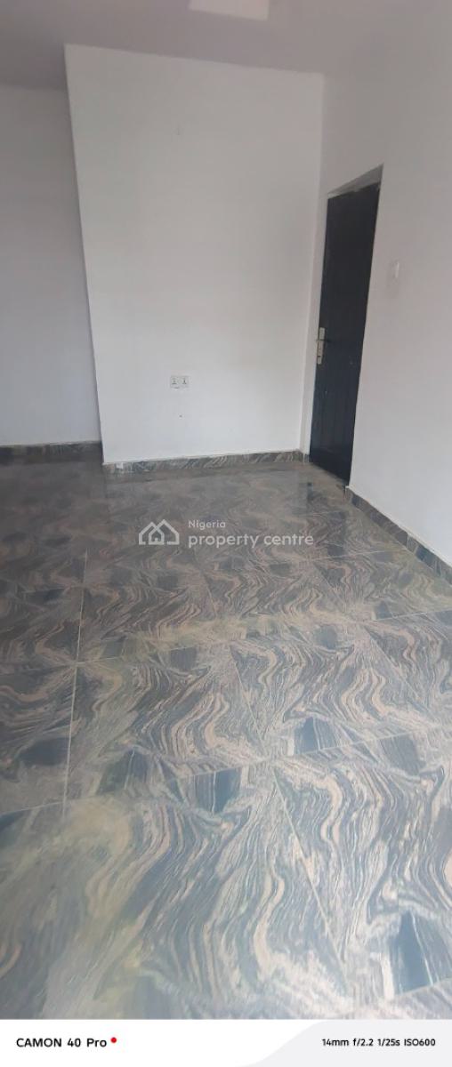 a Room Upstairs Shares Kitchen in Osapa, Off Bamidele Eletu Street, Lekki Phase 1, Lekki, Lagos, Self Contain (single Rooms) for Rent